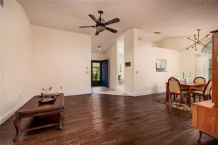 1696 Fry Ct, Dunedin, FL 34698 - Photo 8