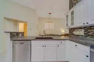 4405 Connery Ct, Palm Harbor, FL 34685 - Photo 14