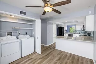 6304 Grand Bahama Cir, Tampa, FL 33615 - Photo 12