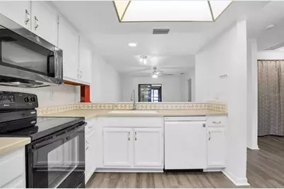 7360 Ulmerton Road #2B, Largo, FL 33771 - Photo 8