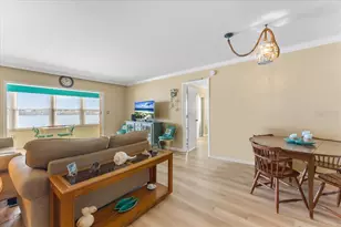 5020 Brittany Dr S, Saint Petersburg, FL 33715 - Photo 4