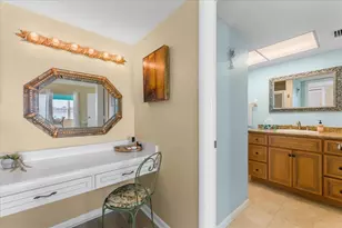 5020 Brittany Dr S, Saint Petersburg, FL 33715 - Photo 16