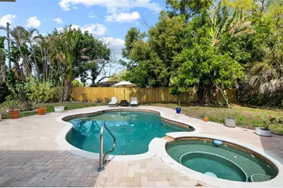 1806 Beverly Circle N, Clearwater, FL 33764 - Photo 30