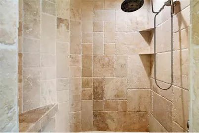 1806 Beverly Circle N, Clearwater, FL 33764 - Photo 20