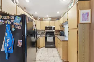 1345 Pine Ridge Cir E, Tarpon Springs, FL 34688 - Photo 12