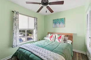 1345 Pine Ridge Cir E, Tarpon Springs, FL 34688 - Photo 18