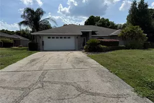 252 Santa Rosa Dr, Winter Haven, FL 33884 - Photo 2