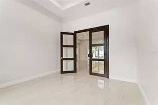 10700 Pontofino Cir, Trinity, FL 34655 - Photo 14
