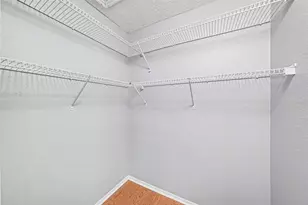 9481 Highland Oak Dr, Tampa, FL 33647 - Photo 14