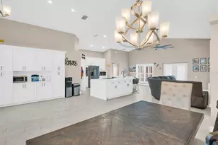 1703 Blue Lake Ct, Tarpon Springs, FL 34689 - Photo 6