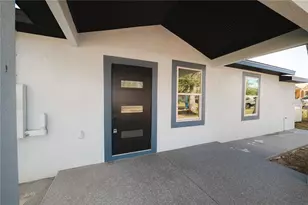 8508 Sunbeam Ln, Tampa, FL 33615 - Photo 2