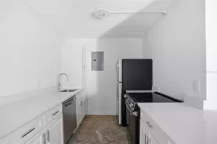 8911 Blind Pass Rd, Saint Pete Beach, FL 33706 - Photo 8