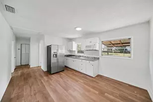 5016 Garden Ln, Tampa, FL 33610 - Photo 10