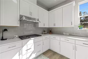 2112 W Azeele St, Tampa, FL 33606 - Photo 12