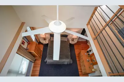 115 21st Avenue NE, Saint Petersburg, FL 33704 - Photo 22