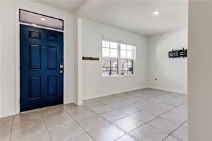 3845 Rory Pond Ct, Lakeland, FL 33811 - Photo 8