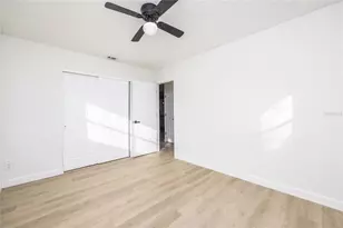 5681 Cedar St NE, Saint Petersburg, FL 33703 - Photo 26