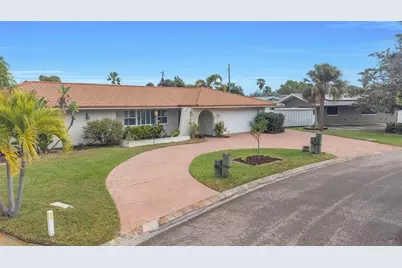 4313 50th Place S, Saint Petersburg, FL 33711 - Photo 2