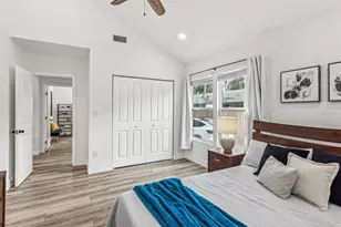 605 12th Ave N, Saint Petersburg, FL 33701 - Photo 14