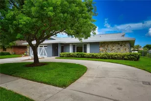 6690 Burning Tree Dr, Seminole, FL 33777 - Photo 2