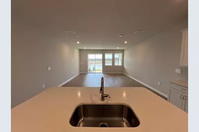 9171 Aurelia Avenue, Parrish, FL 34219 - Photo 6