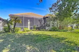 8613 Grand Alberato Rd, Tampa, FL 33647 - Photo 46