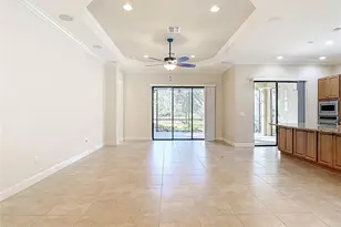 8613 Grand Alberato Rd, Tampa, FL 33647 - Photo 22