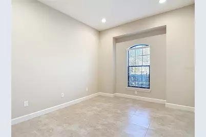 8613 Grand Alberato Road, Tampa, FL 33647 - Photo 10