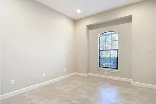 8613 Grand Alberato Rd, Tampa, FL 33647 - Photo 10