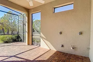 8613 Grand Alberato Rd, Tampa, FL 33647 - Photo 46