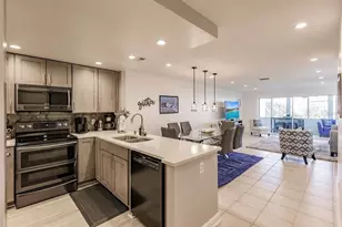 1255 E Peppertree Dr, Sarasota, FL 34242 - Photo 2