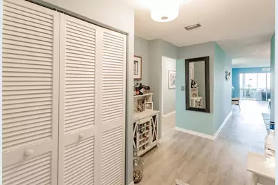 1255 E Peppertree Drive #501, Sarasota, FL 34242 - Photo 8