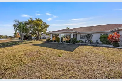 1207 Bluewater Drive, Sun City Center, FL 33573 - Photo 46