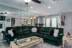 501 Lakeview Dr, Oldsmar, FL 34677 - Photo 14