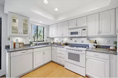 4230 Glen Haven Lane #4230, Tampa, FL 33618 - Photo 10