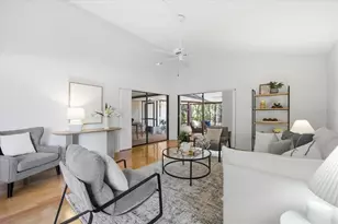 4230 Glen Haven Ln, Tampa, FL 33618 - Photo 6