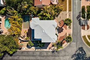 5900 Bayview Cir S, Gulfport, FL 33707 - Photo 8