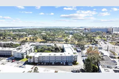 9950 47th Avenue N #104, Saint Petersburg, FL 33708 - Photo 32