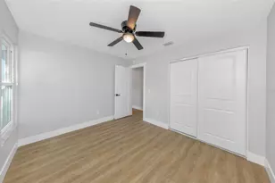 15911 Country Farm Pl, Tampa, FL 33624 - Photo 38