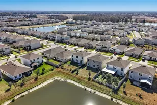 32577 Kobuk Valley Ave, Wesley Chapel, FL 33543 - Photo 46