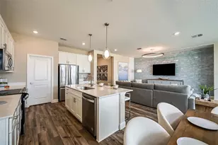 10213 Fieldstone Myrtle Wy, San Antonio, FL 33576 - Photo 8