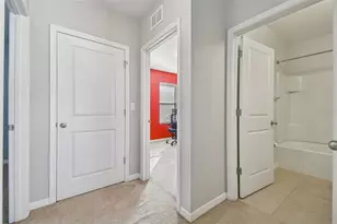 10104 Hawk Storm Ave, Tampa, FL 33610 - Photo 22