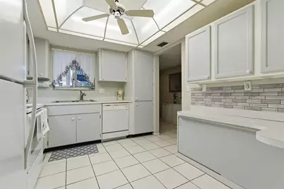 1141 Merle Way #14, Sarasota, FL 34232 - Photo 12