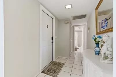 1141 Merle Way #14, Sarasota, FL 34232 - Photo 2