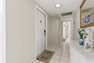 1141 Merle Way, Sarasota, FL 34232 - Photo 2