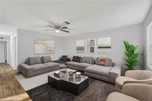 8381 43rd Way N, Pinellas Park, FL 33781 - Photo 2