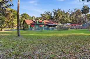 754 NE 2nd Ave, Crystal River, FL 34428 - Photo 42