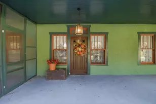 754 NE 2nd Ave, Crystal River, FL 34428 - Photo 4