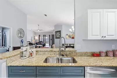 3418 72nd Drive E, Sarasota, FL 34243 - Photo 8