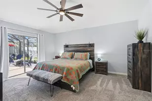 3418 72nd Dr E, Sarasota, FL 34243 - Photo 16